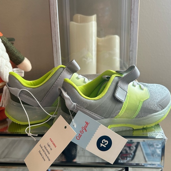 Girls lighted sneakers - Picture 2 of 6